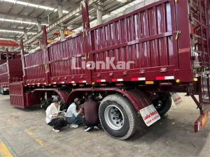 customer-visit-fence-trailer-01