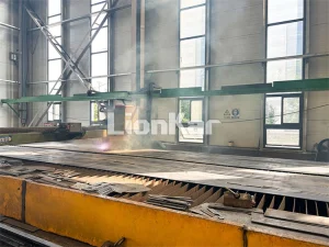 fence-trailer-factory-image-07