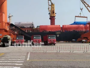 fuel-tanker-shipment-photo-08