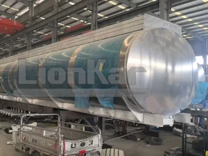 oil-tank-trailer-in-production-07