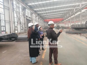 overseas-client-visit-to-the-Lionkar-factory-07