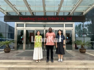 customers-from-various-african-countries-visited-04