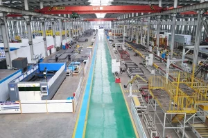 semi-trailer-factory-interior-view-03