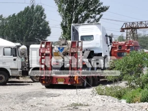 tractor-trucks-shipped-to-africa-03